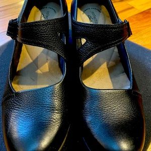 Clark’s Ultimate Comfort Black Size 10 shoes
